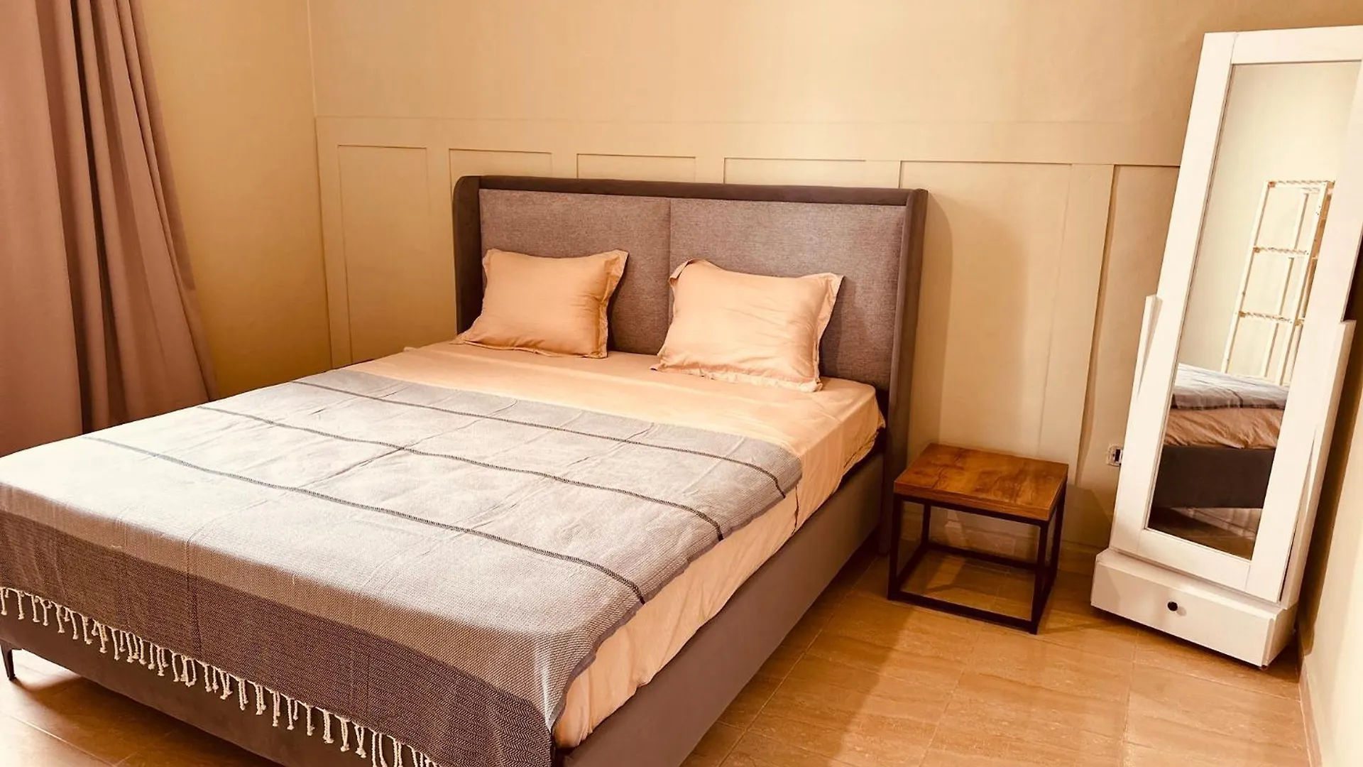 Cozy Apartment In Tunis Downtown